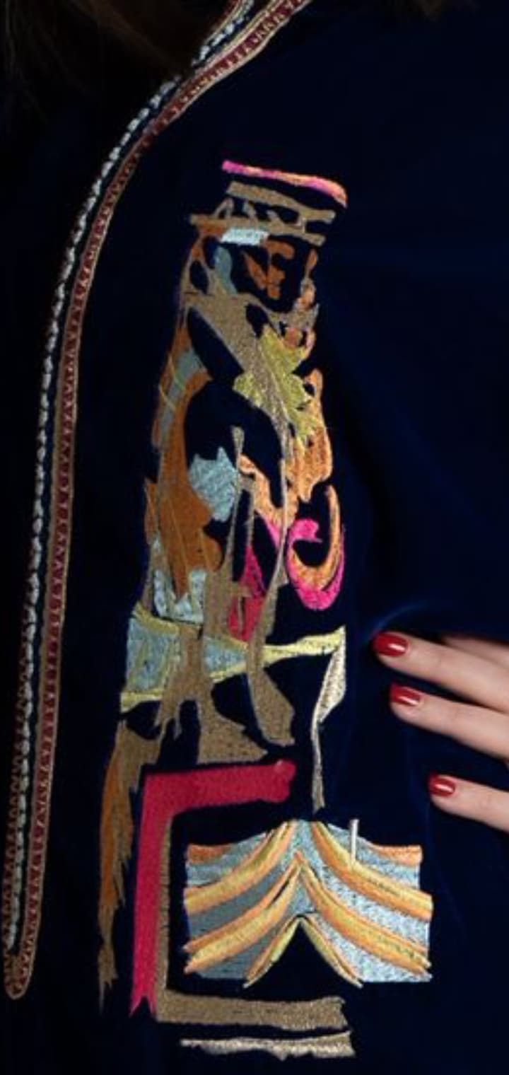 Djellaba من القطيفة