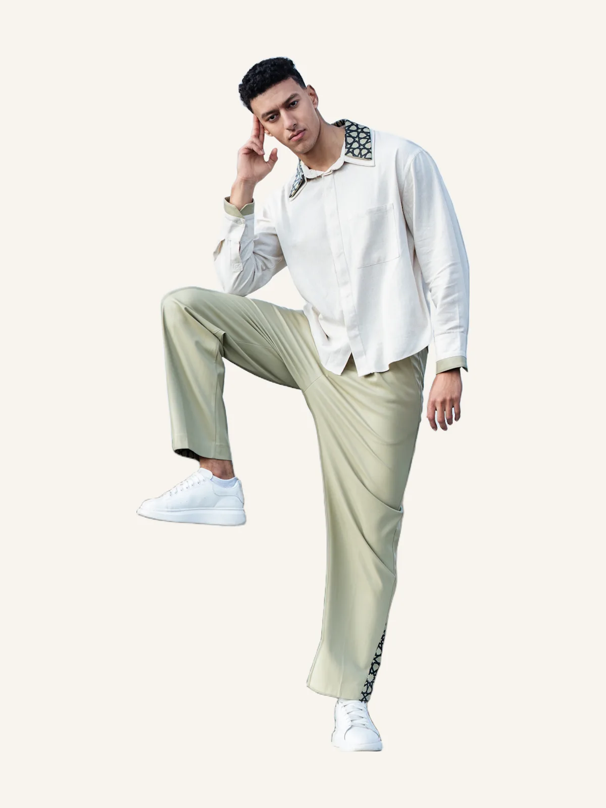 MIHWAR – Leather & Linen Ensemble