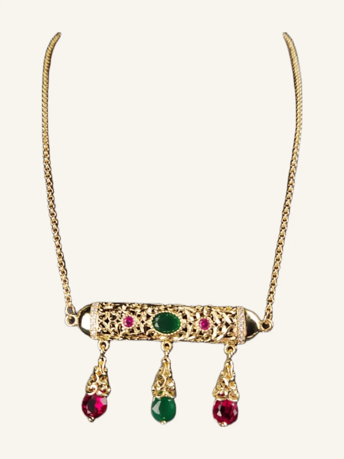 🔥 PROMO - Filigree Necklace with Red and Green Stones 👑🔥